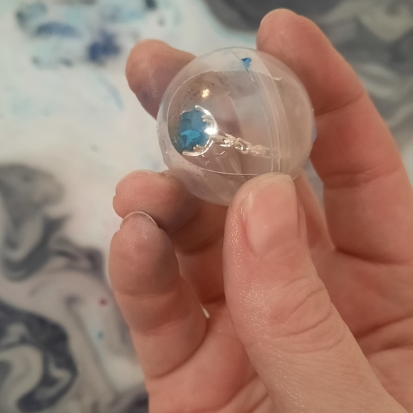 Fragrant Jewels sz 9 ring - Picture 2 of 6